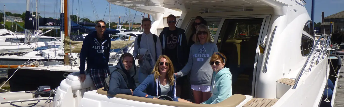 https://falmouthmotorboatcharters.co.uk/wp-content/uploads/2021/04/P10605357897-scaled.jpg